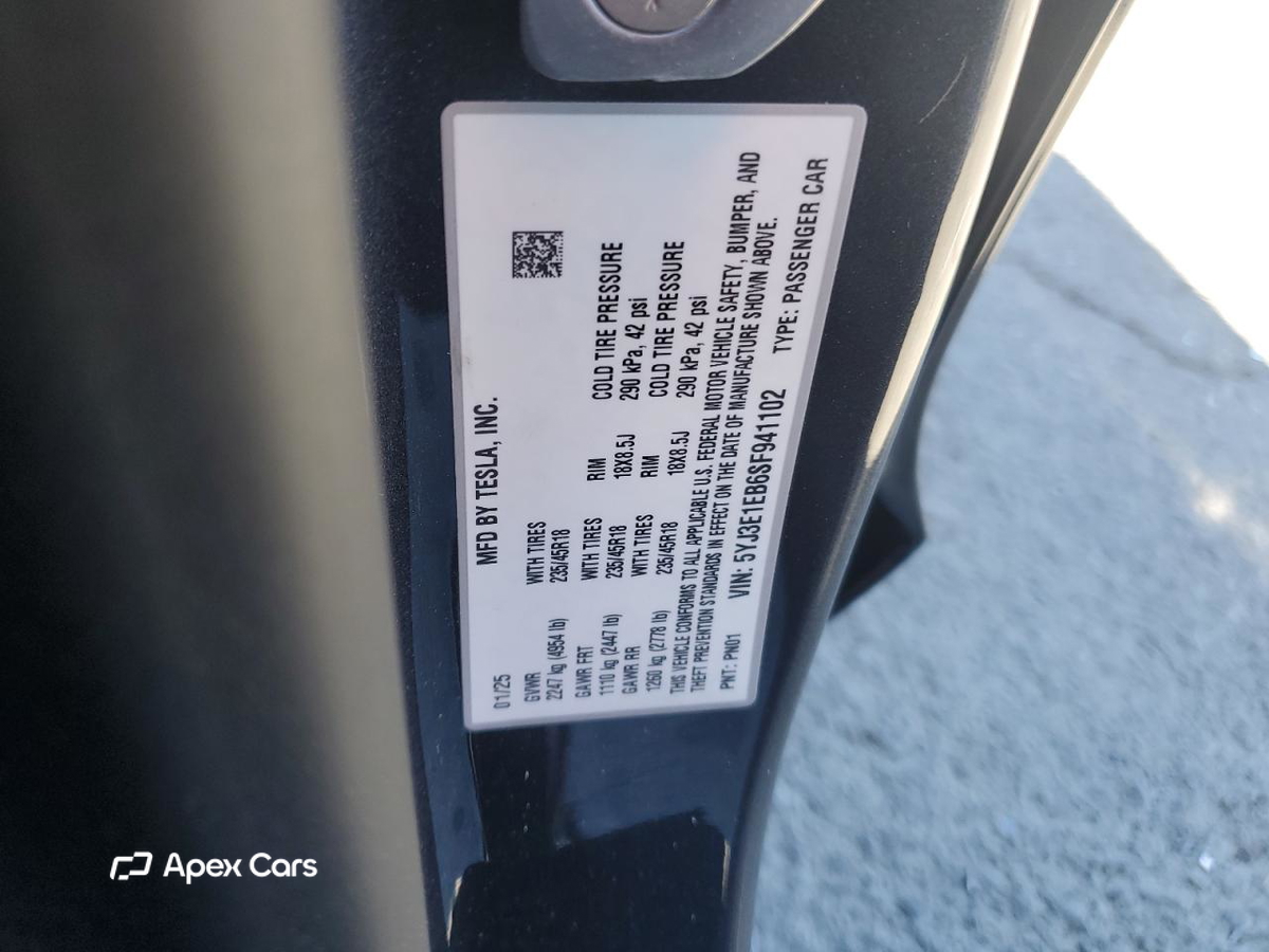 Tesla Model 3 2025