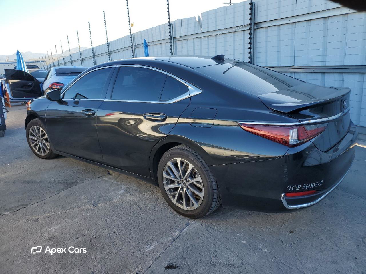 Lexus ES 2022