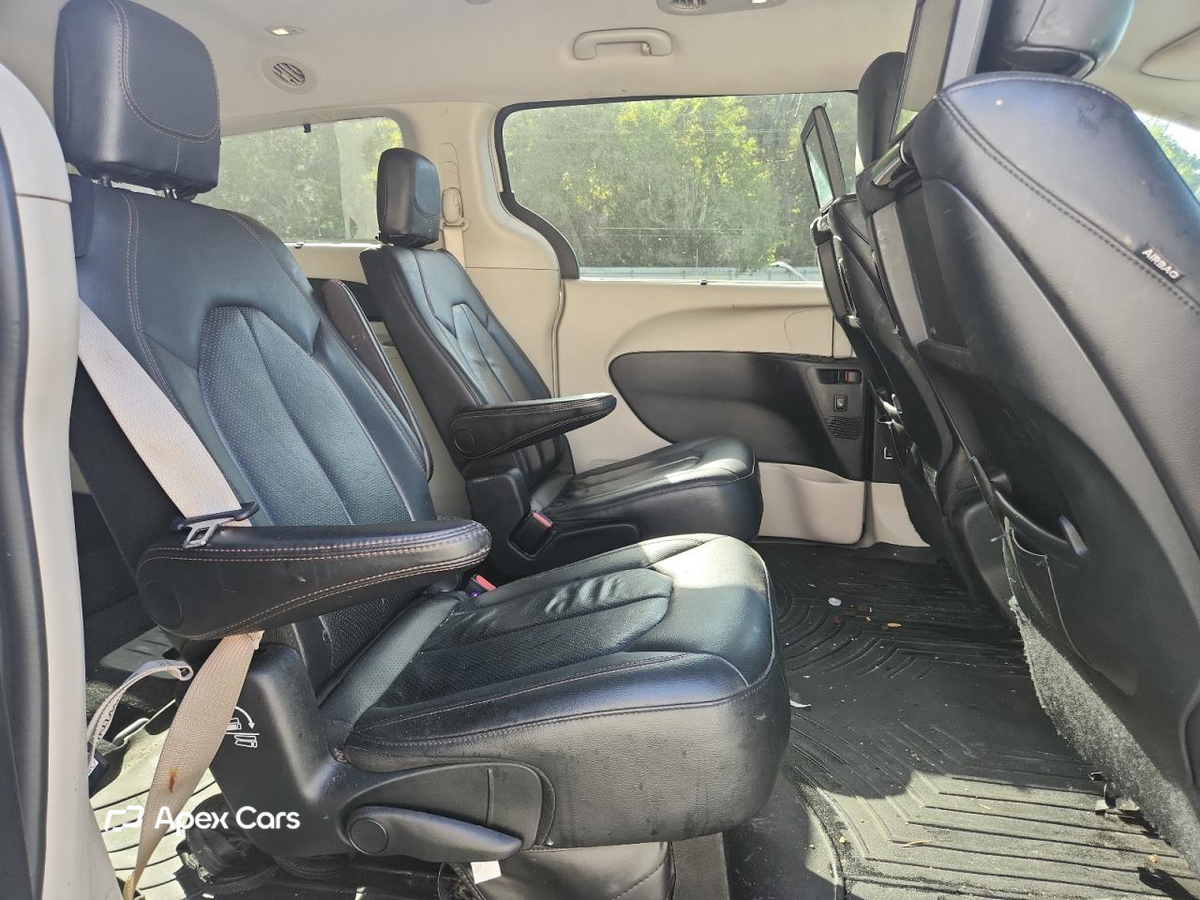 Chrysler Pacifica 2017