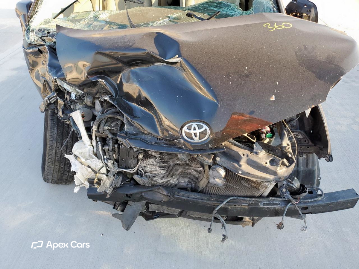 Toyota Sienna 2014