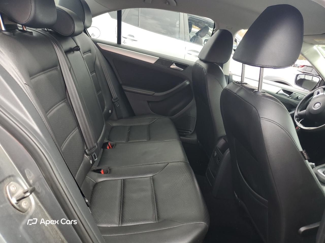 Volkswagen Jetta 2014