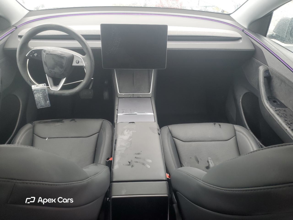 Tesla Model Y 2026