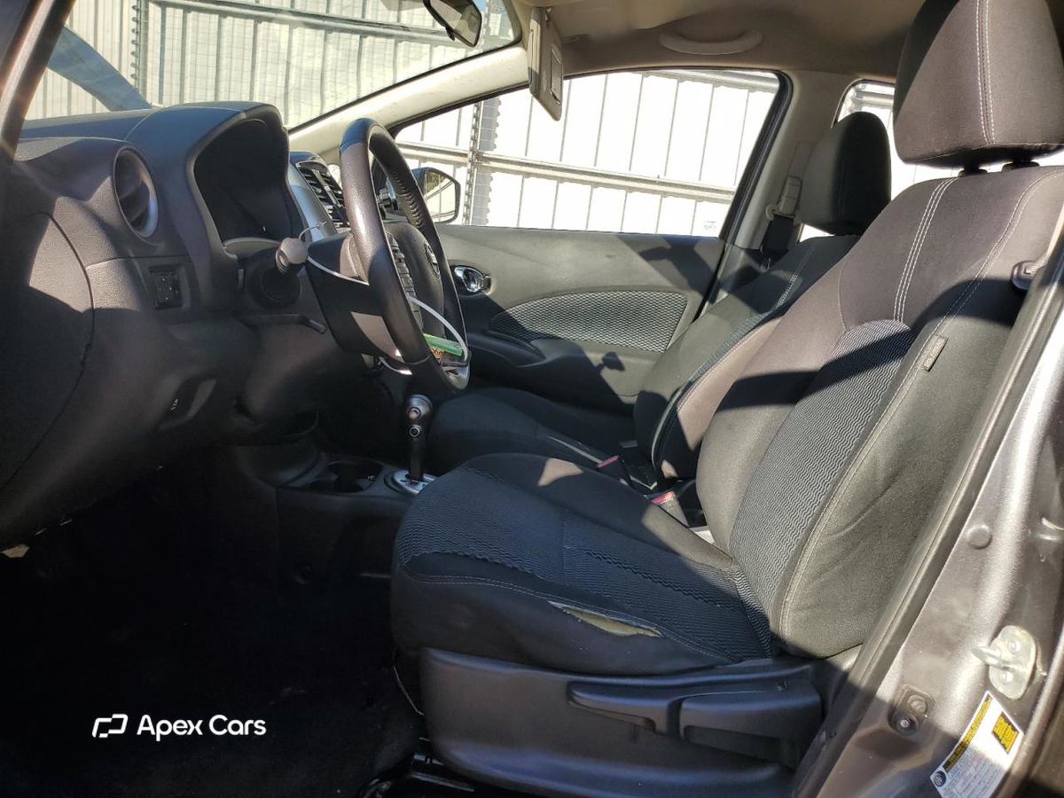 Nissan Versa 2016