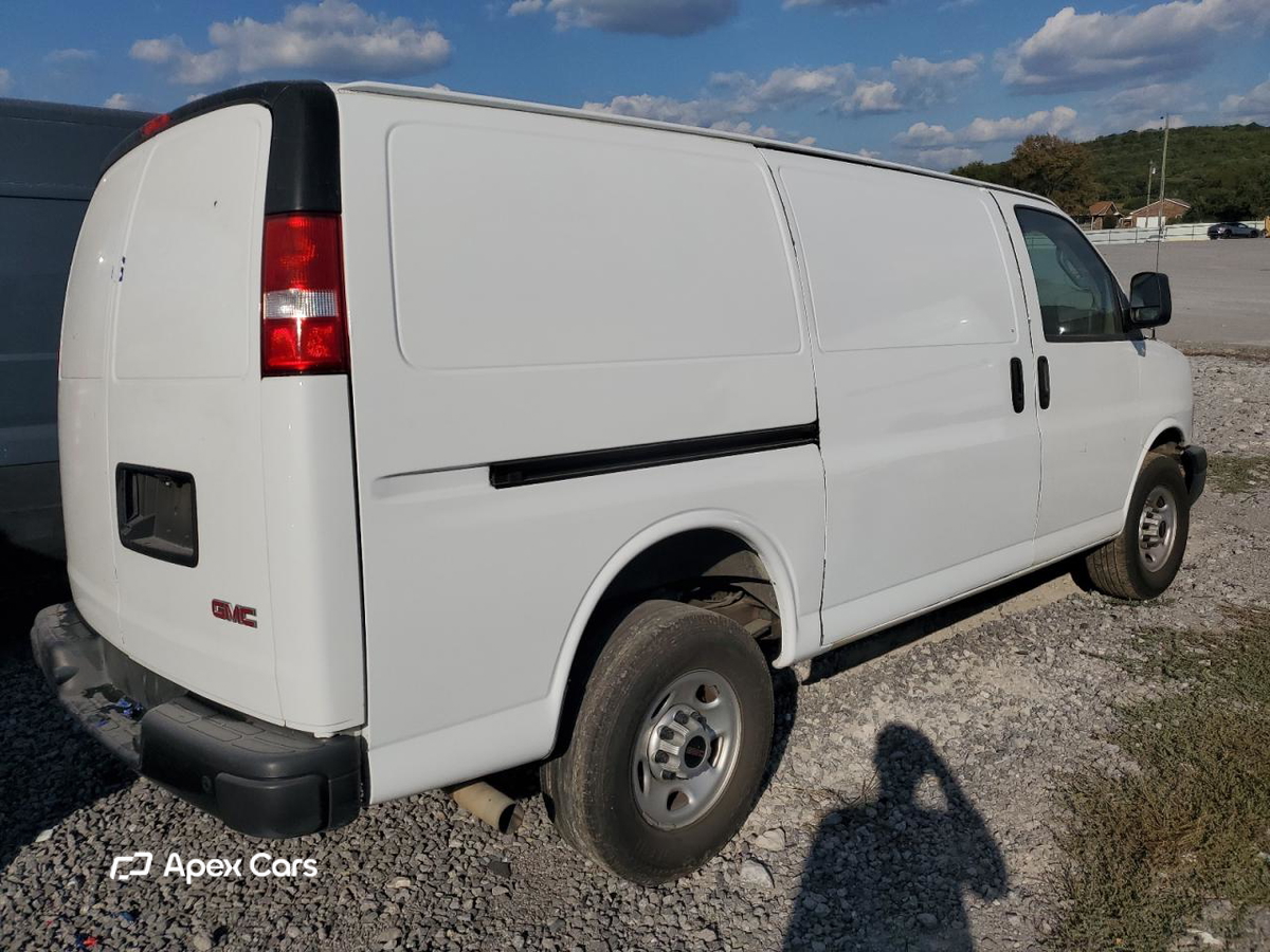 GMC Savana 2023
