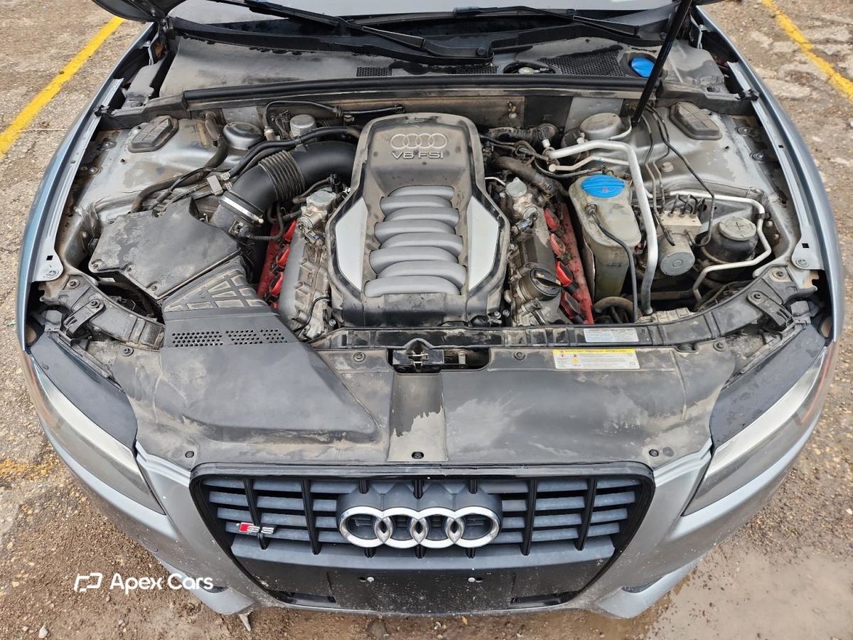 Audi S5 2011