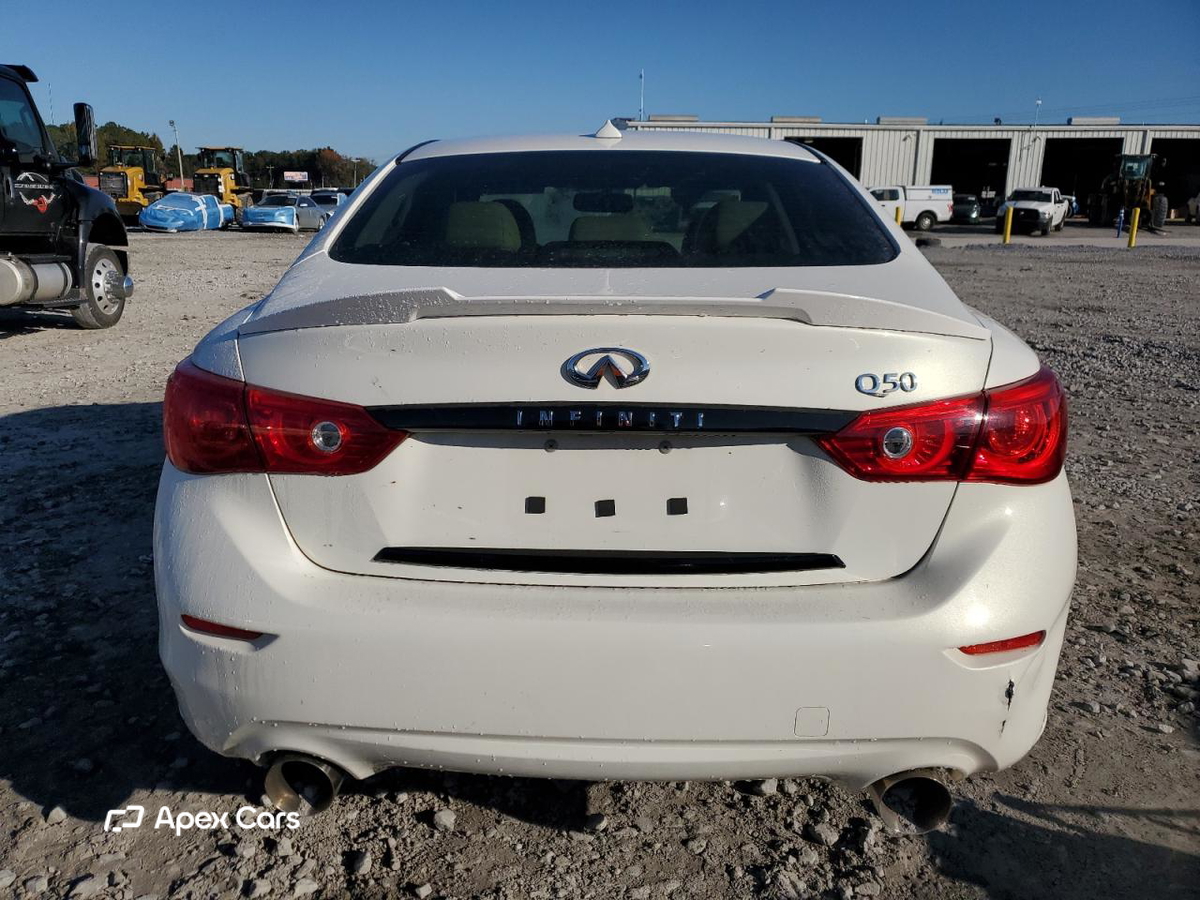 Infiniti Q50 2015