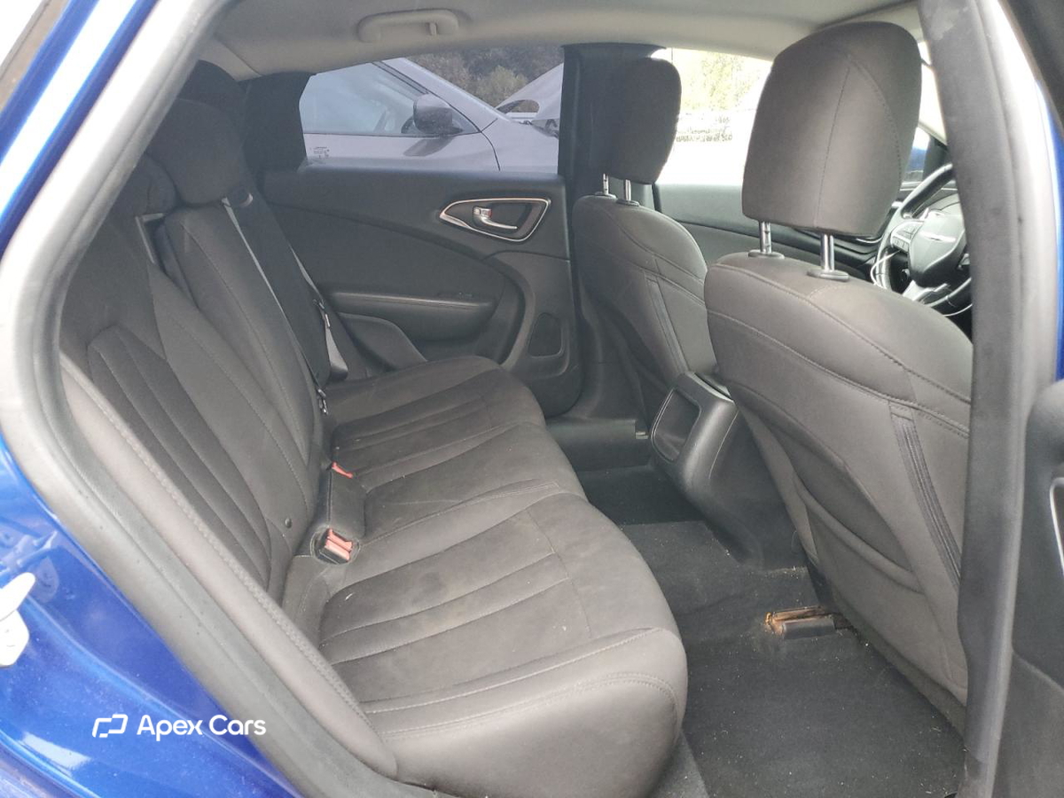 Chrysler 200 2015