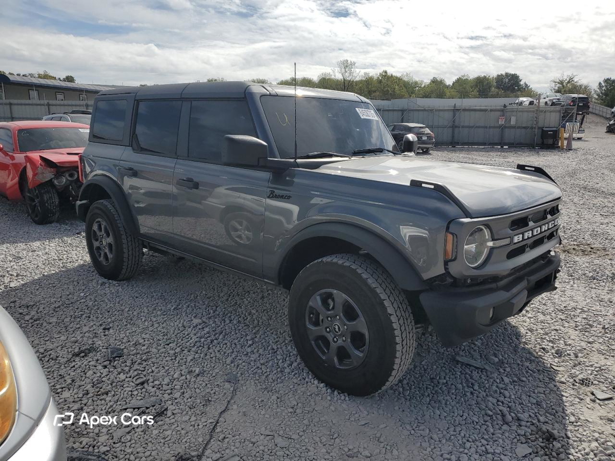 Ford Bronco 2024