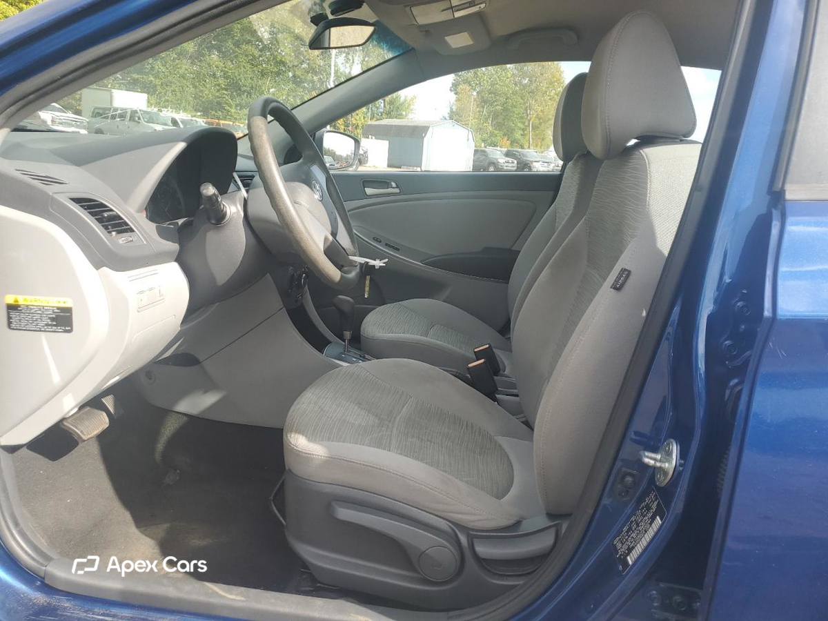 Hyundai Accent 2015