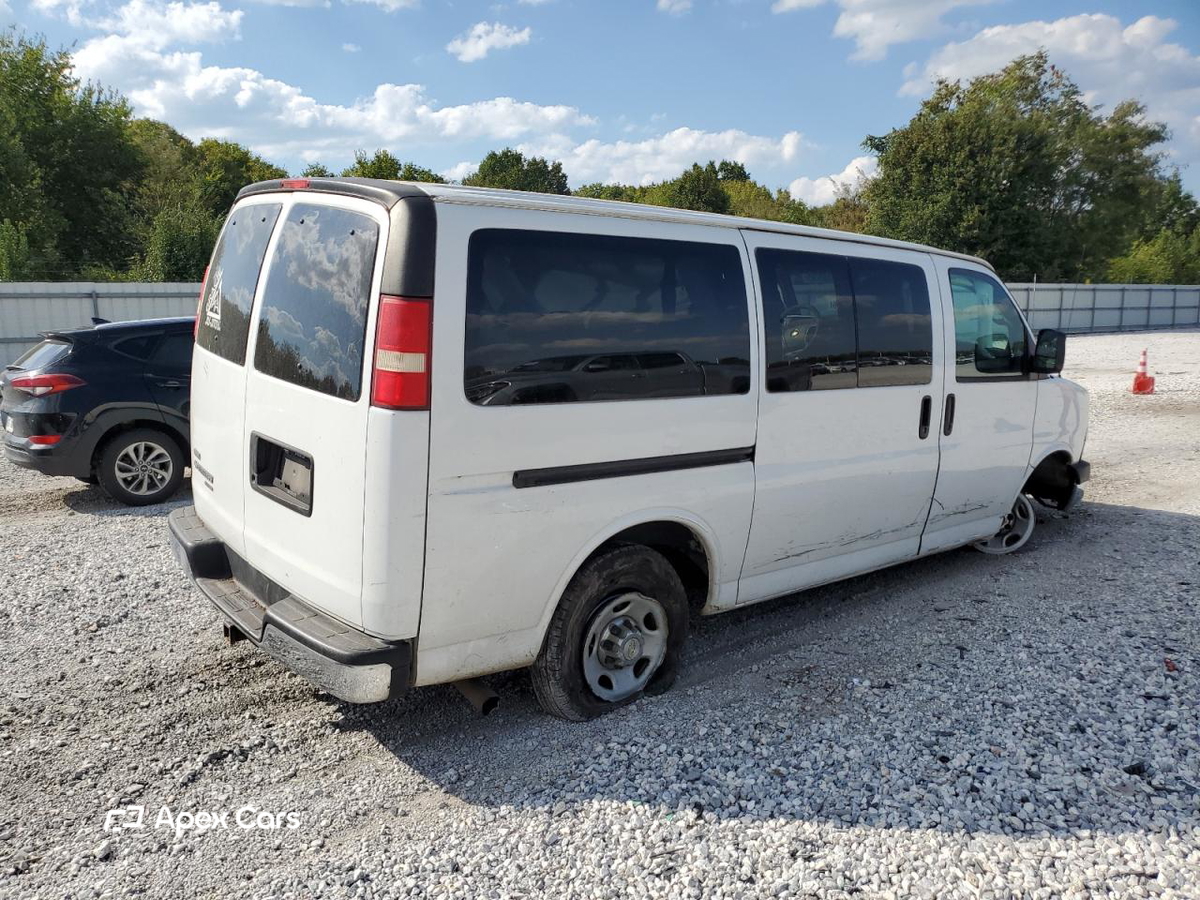 Chevrolet Express 2011