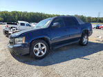 Chevrolet Avalanche 2011