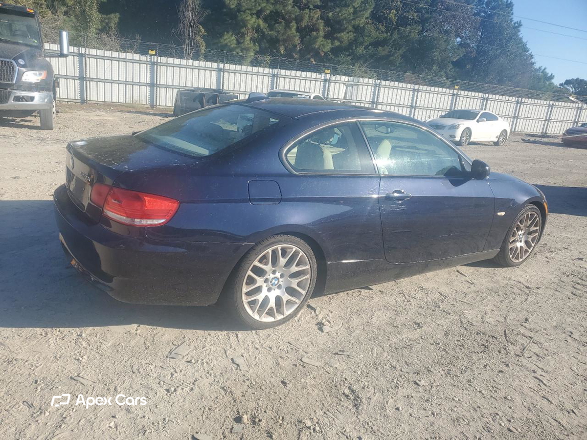 BMW Series 3 2010