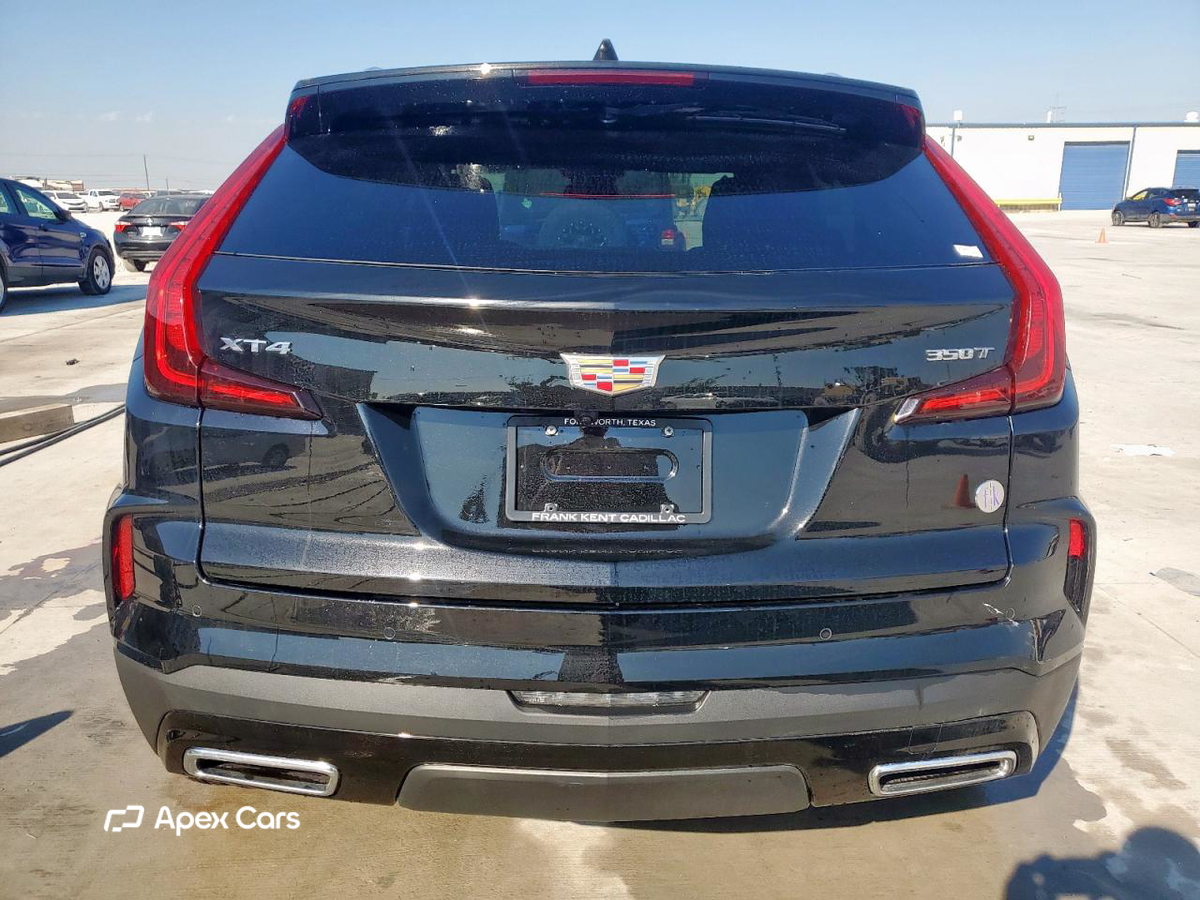 Cadillac XT4 2025