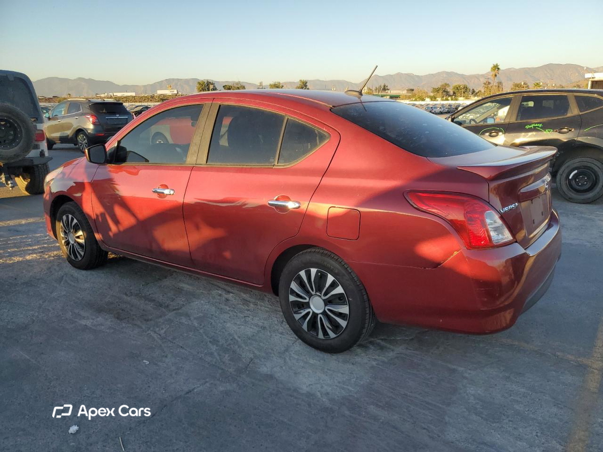 Nissan Versa 2018