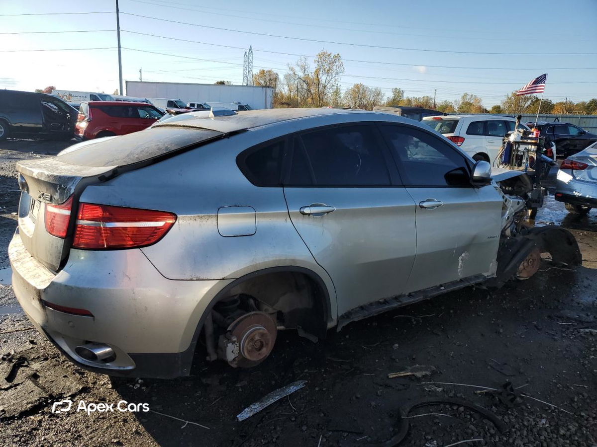BMW X6 2011
