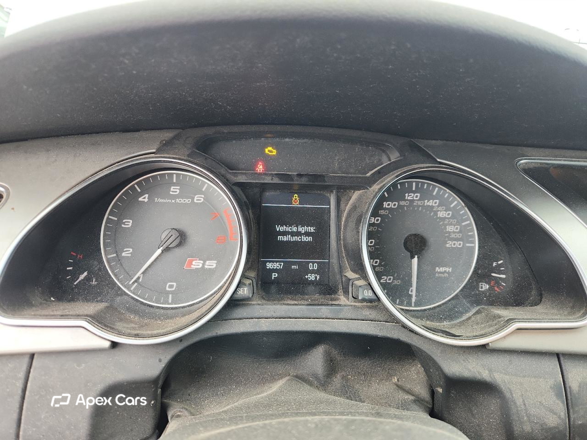 Audi S5 2011