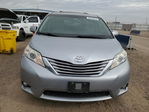 Toyota Sienna 2015