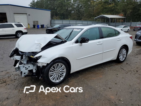 Lexus ES 2015 - Image 1 of 14