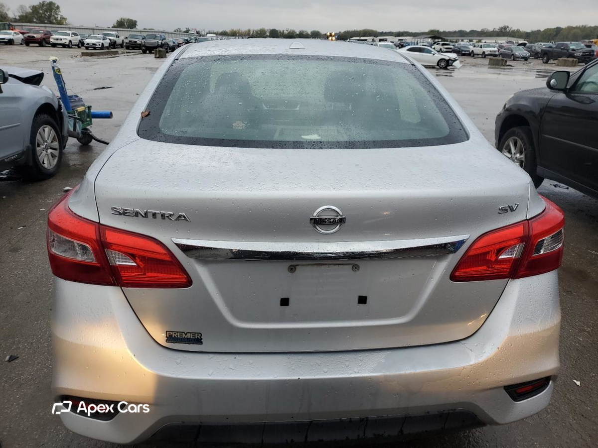 Nissan Sentra 2018