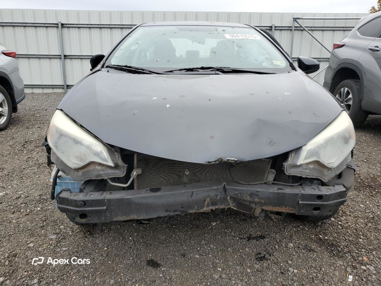 Toyota Corolla 2015