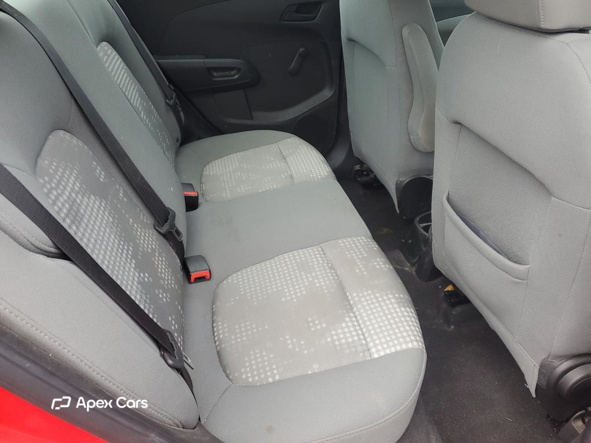 Chevrolet Sonic 2015