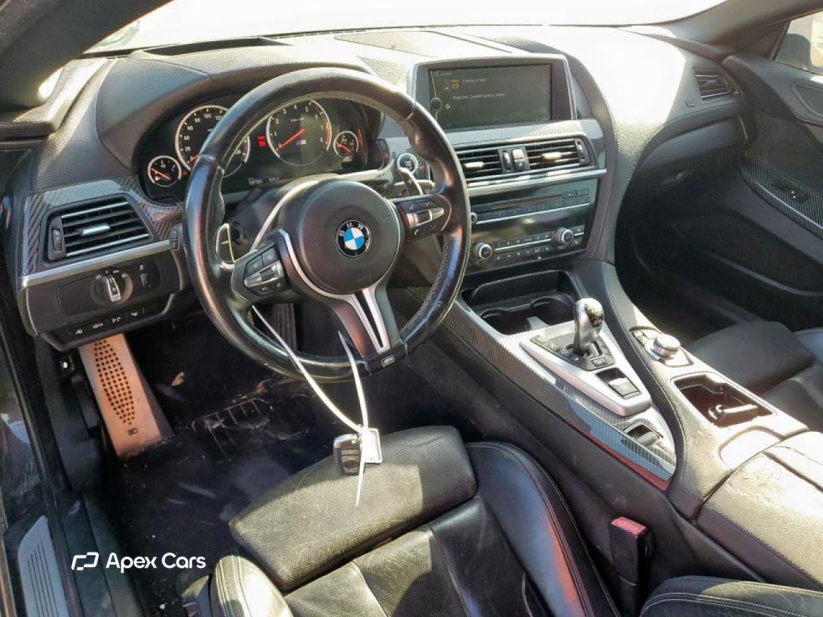 BMW M6 2013