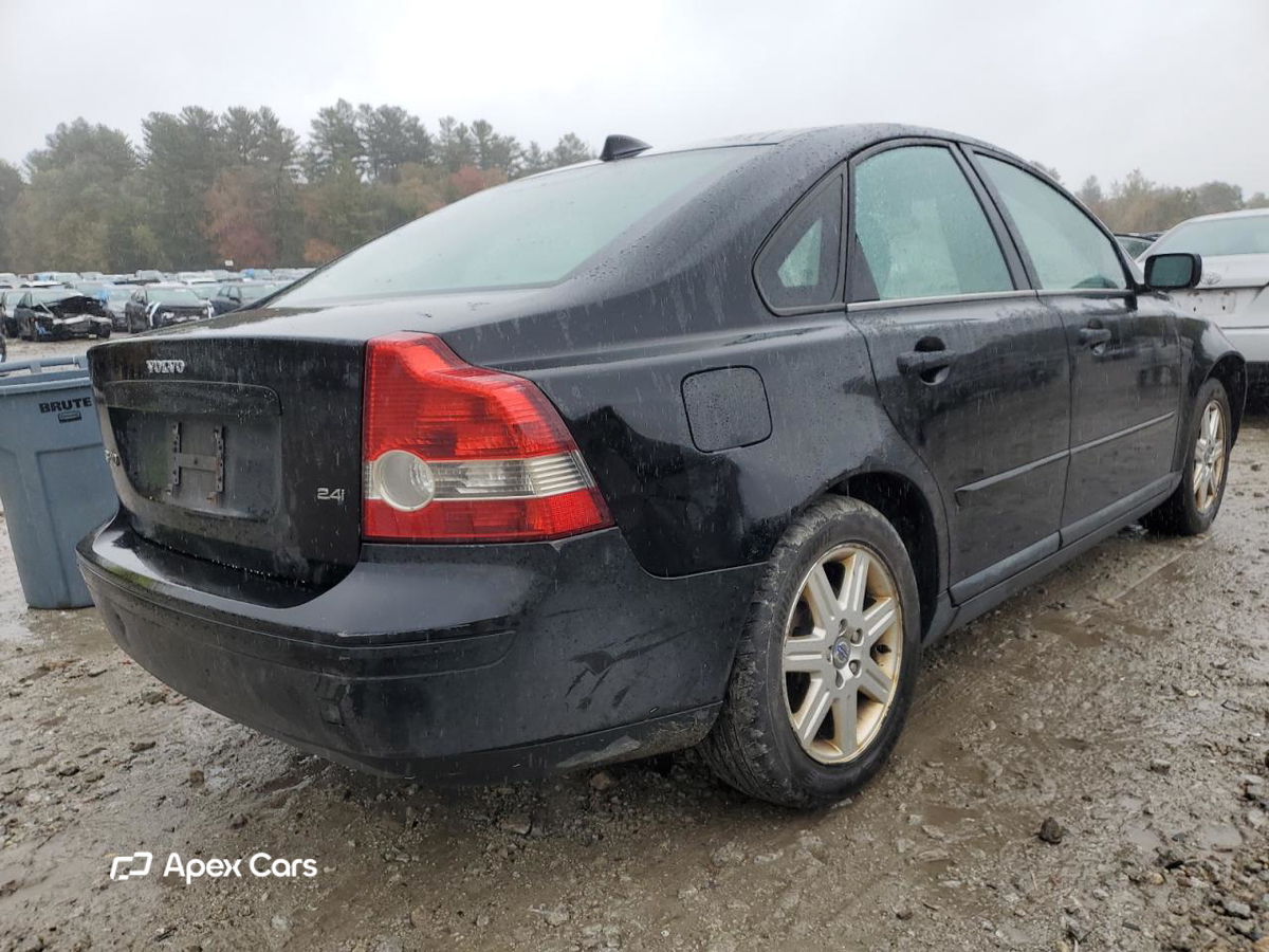 Volvo S40 2005