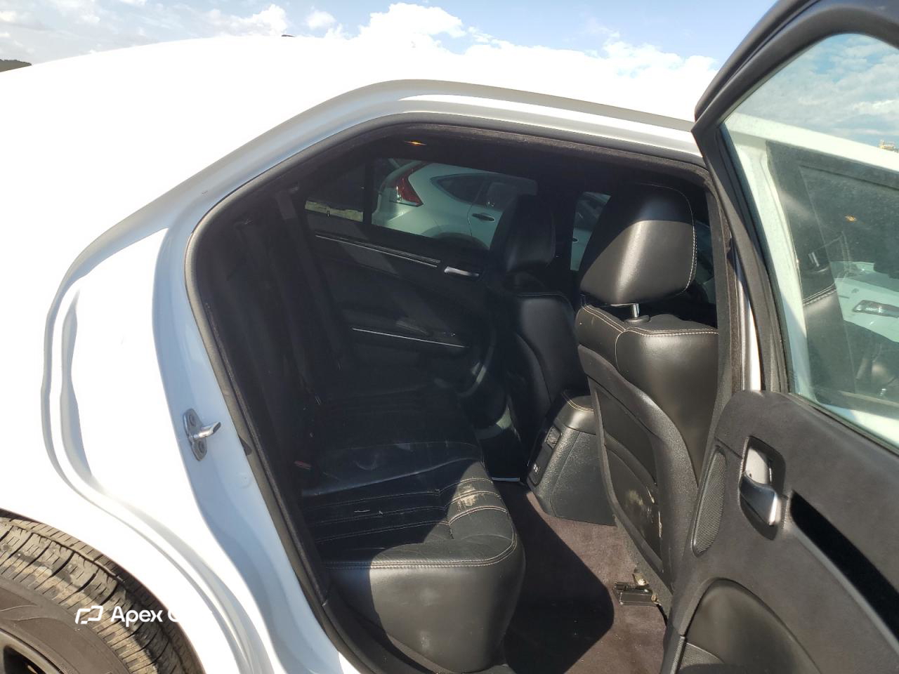 Chrysler 300 2017