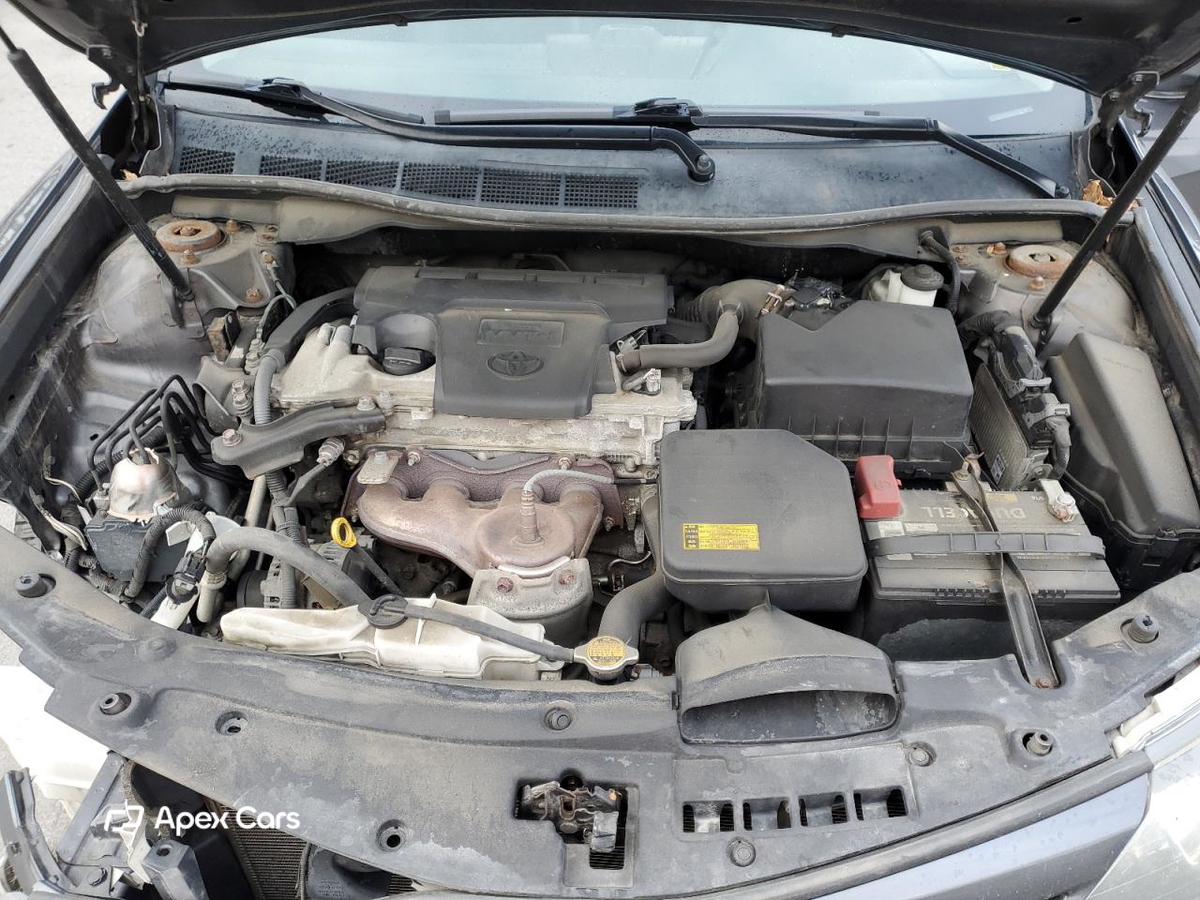 Toyota Camry 2012