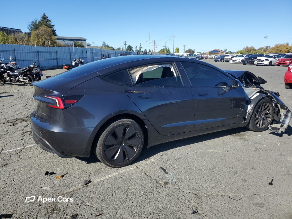 Tesla Model 3 2025
