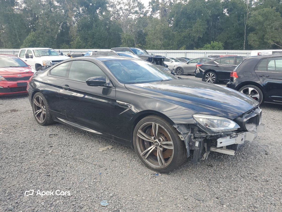 BMW M6 2013