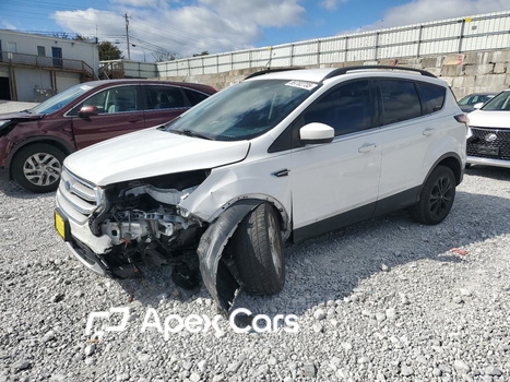 Ford Escape 2018 - Image 1 of 14