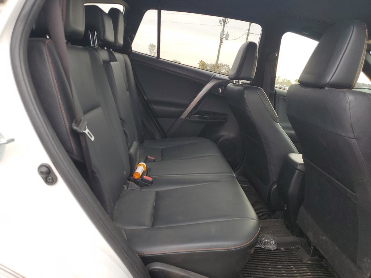 Toyota RAV 4 2016