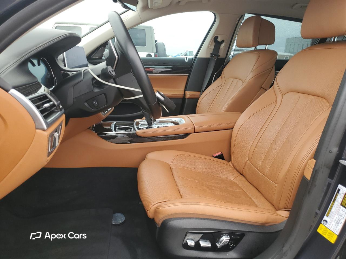 BMW Series 7 2019