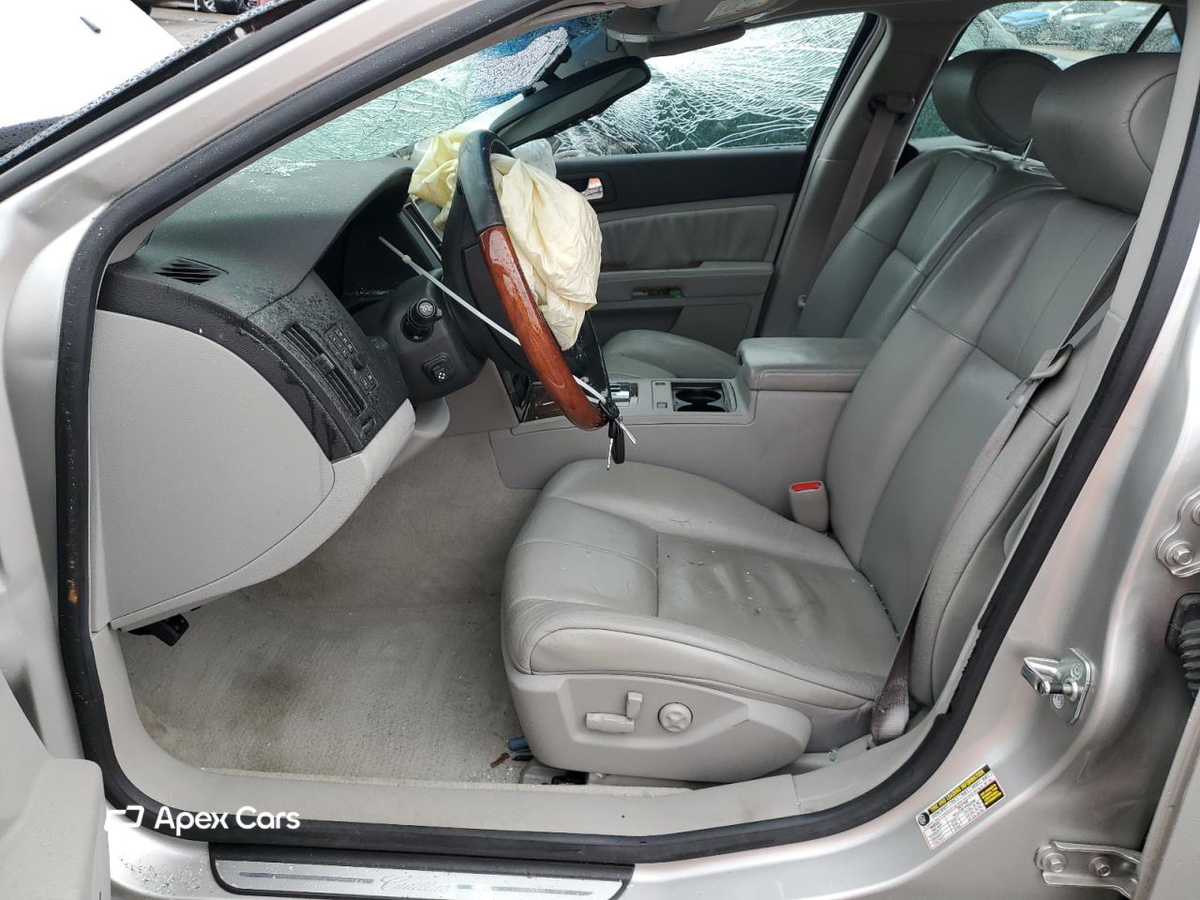Cadillac STS 2005