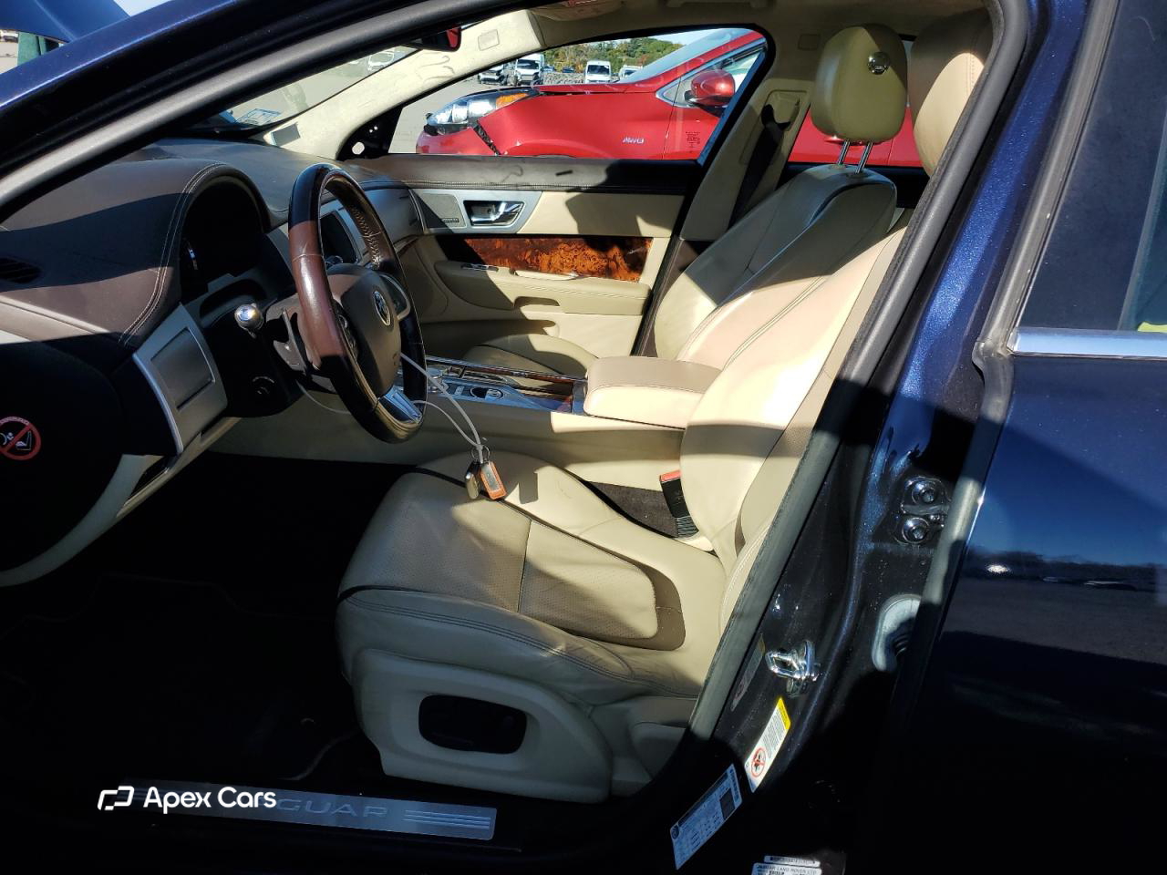 Jaguar XF 2015