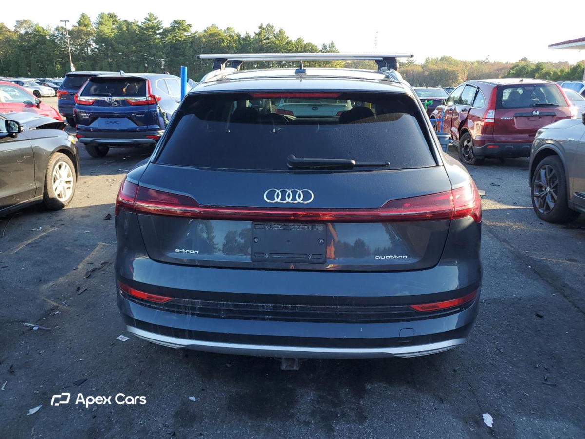 Audi e-tron 2021