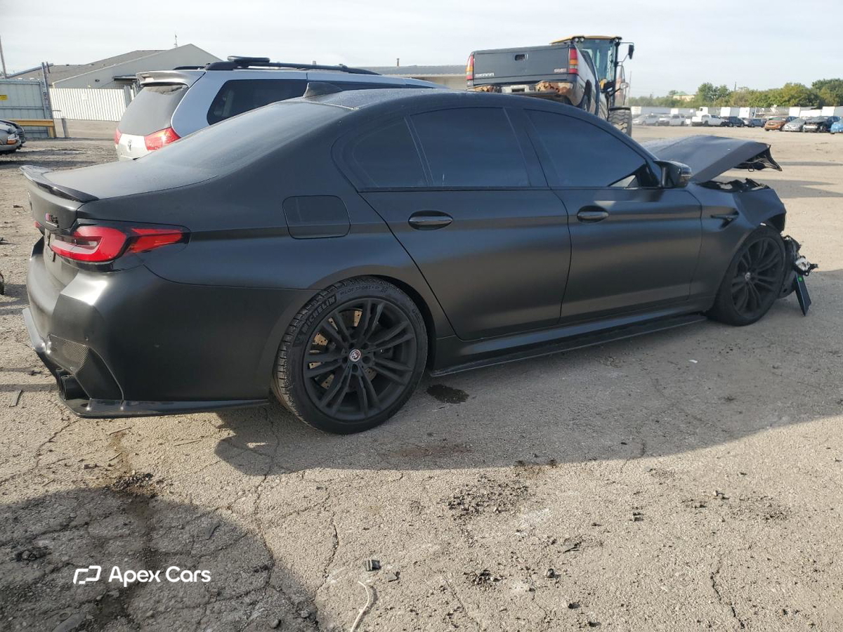 BMW M5 2022
