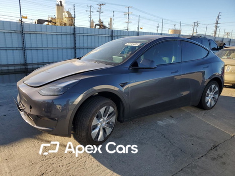 Tesla Model Y 2023 - Image 1 of 13