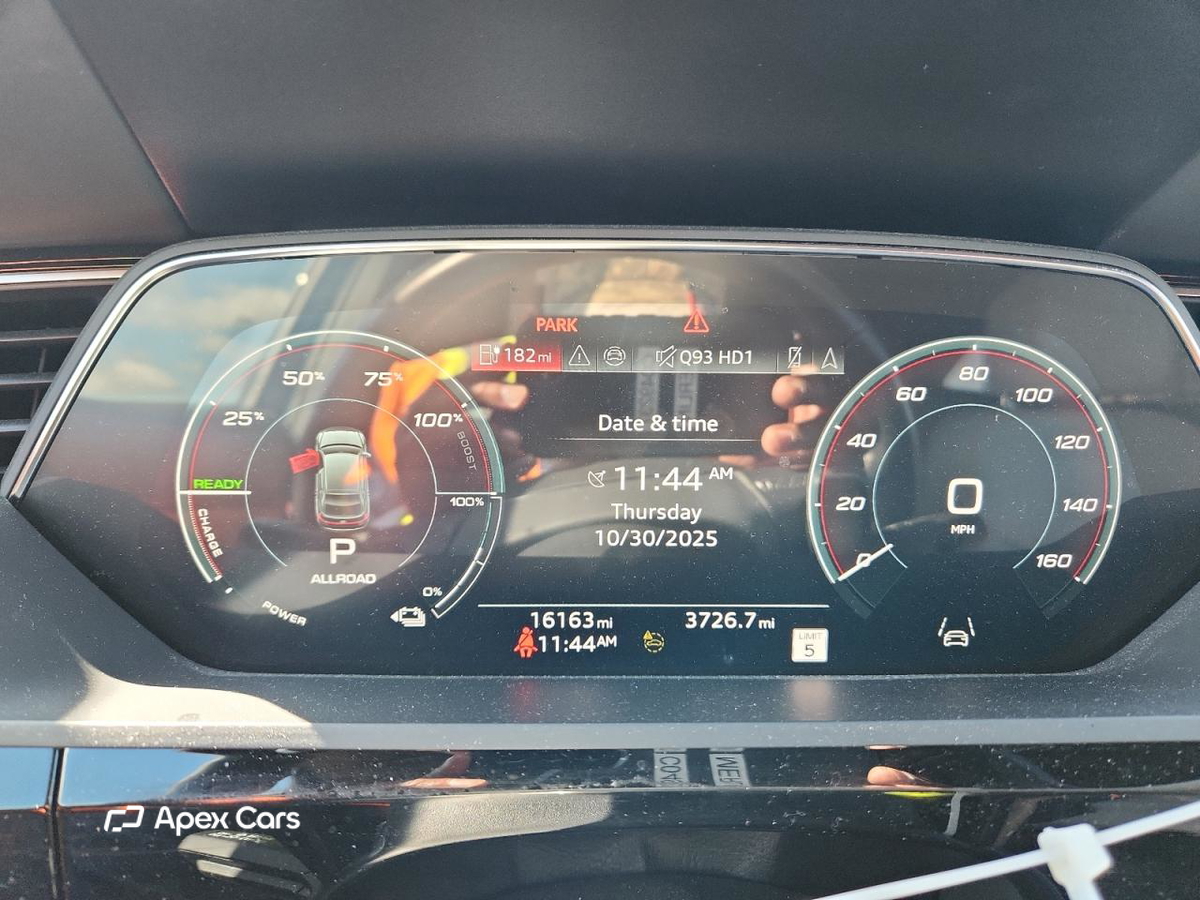 Audi Q8 2024