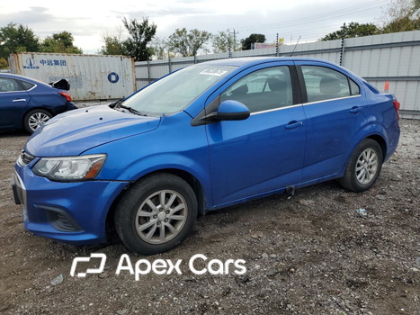 Chevrolet Sonic 2017 - Image 1 of 13