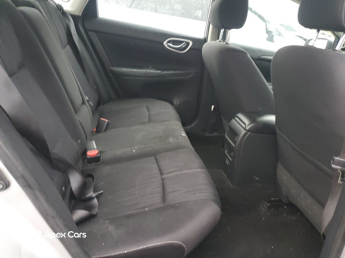 Nissan Sentra 2018