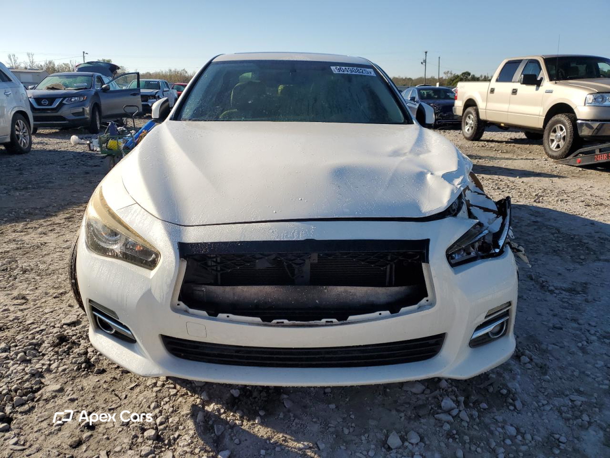 Infiniti Q50 2015