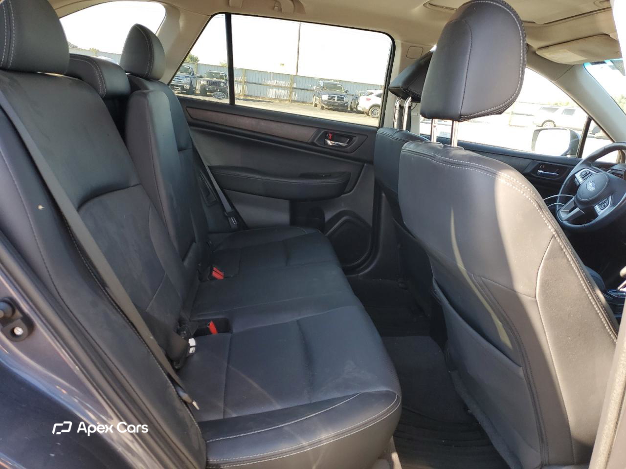 Subaru Outback 2016