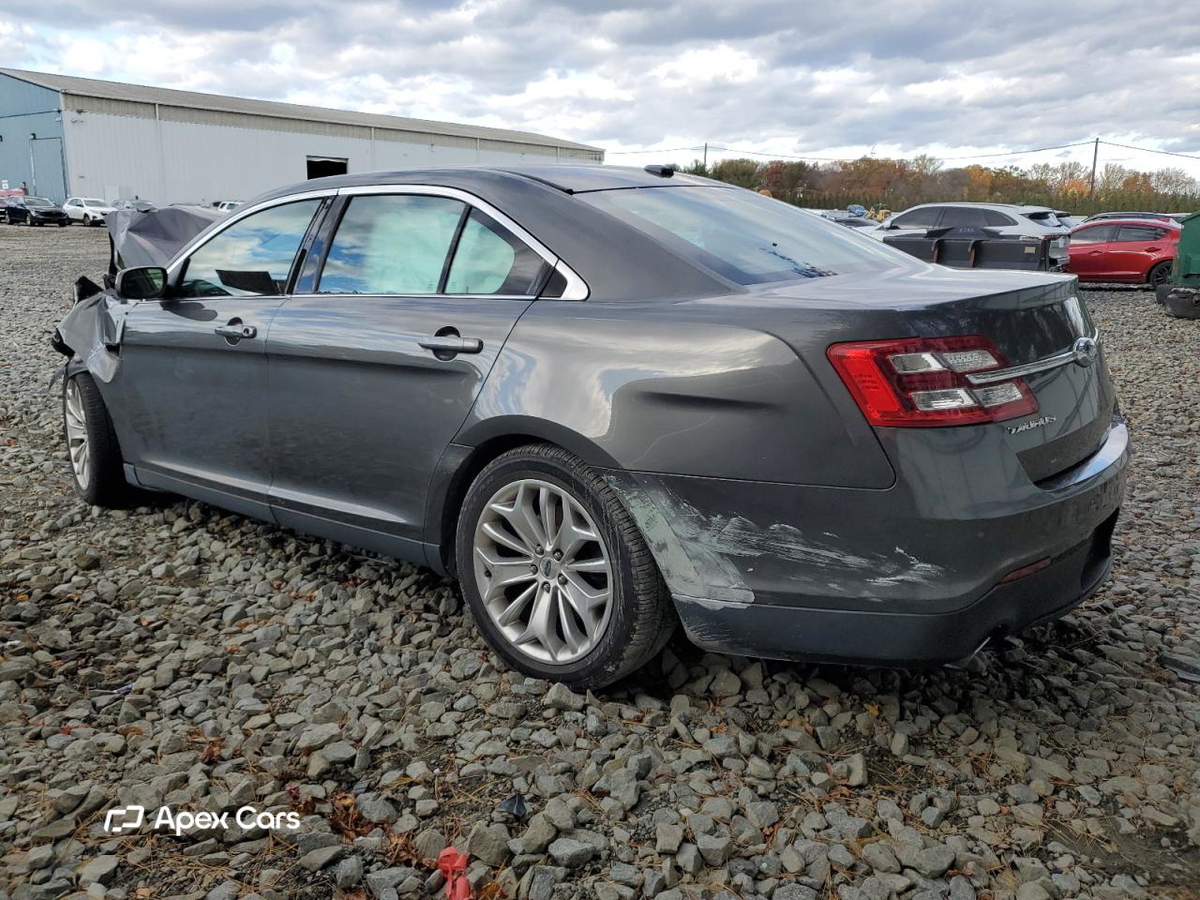 Ford Taurus 2017