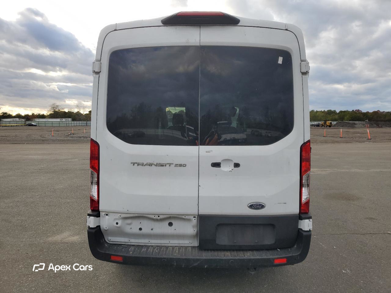 Ford Transit 2023