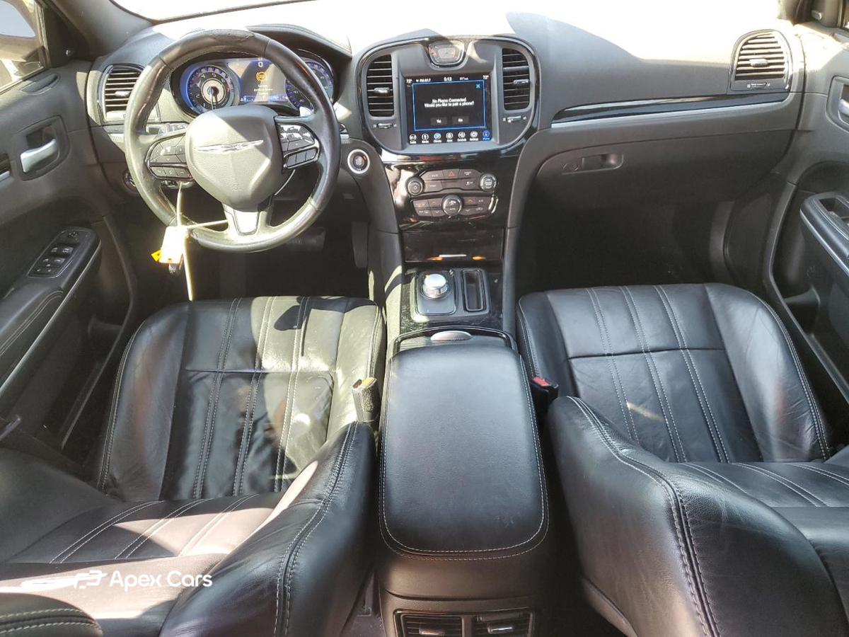 Chrysler 300 2019