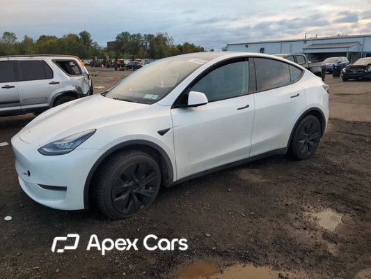 Tesla Model Y 2020 - Image 1 of 13