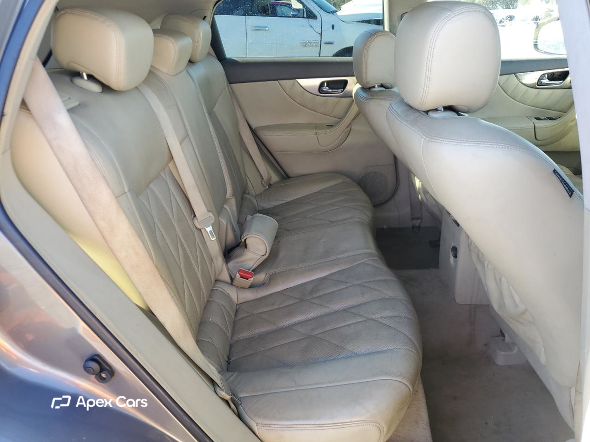 Infiniti FX 2010
