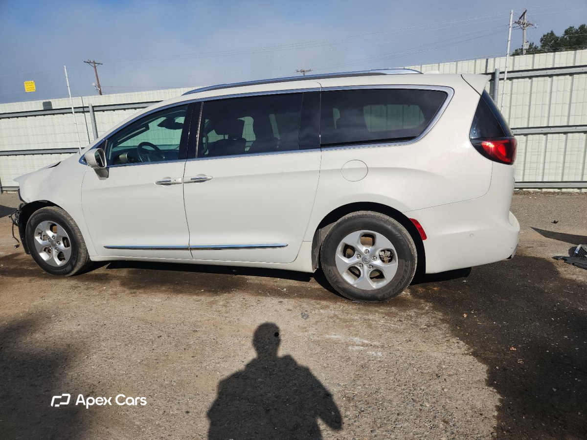 Chrysler Pacifica 2017